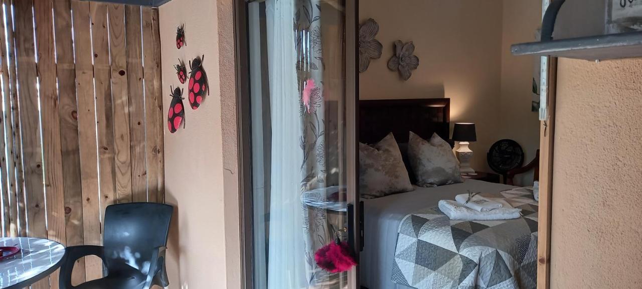 Mitat Guesthouse Beaufort West Eksteriør bilde