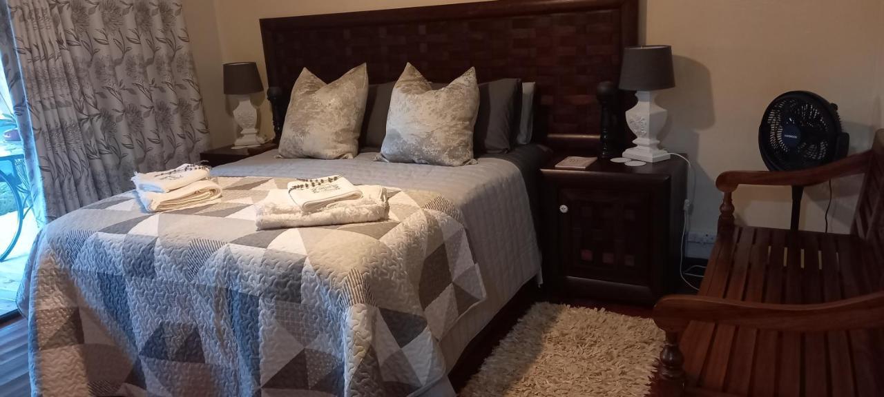 Mitat Guesthouse Beaufort West Eksteriør bilde