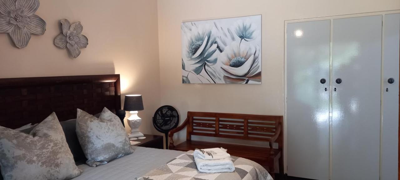Mitat Guesthouse Beaufort West Eksteriør bilde