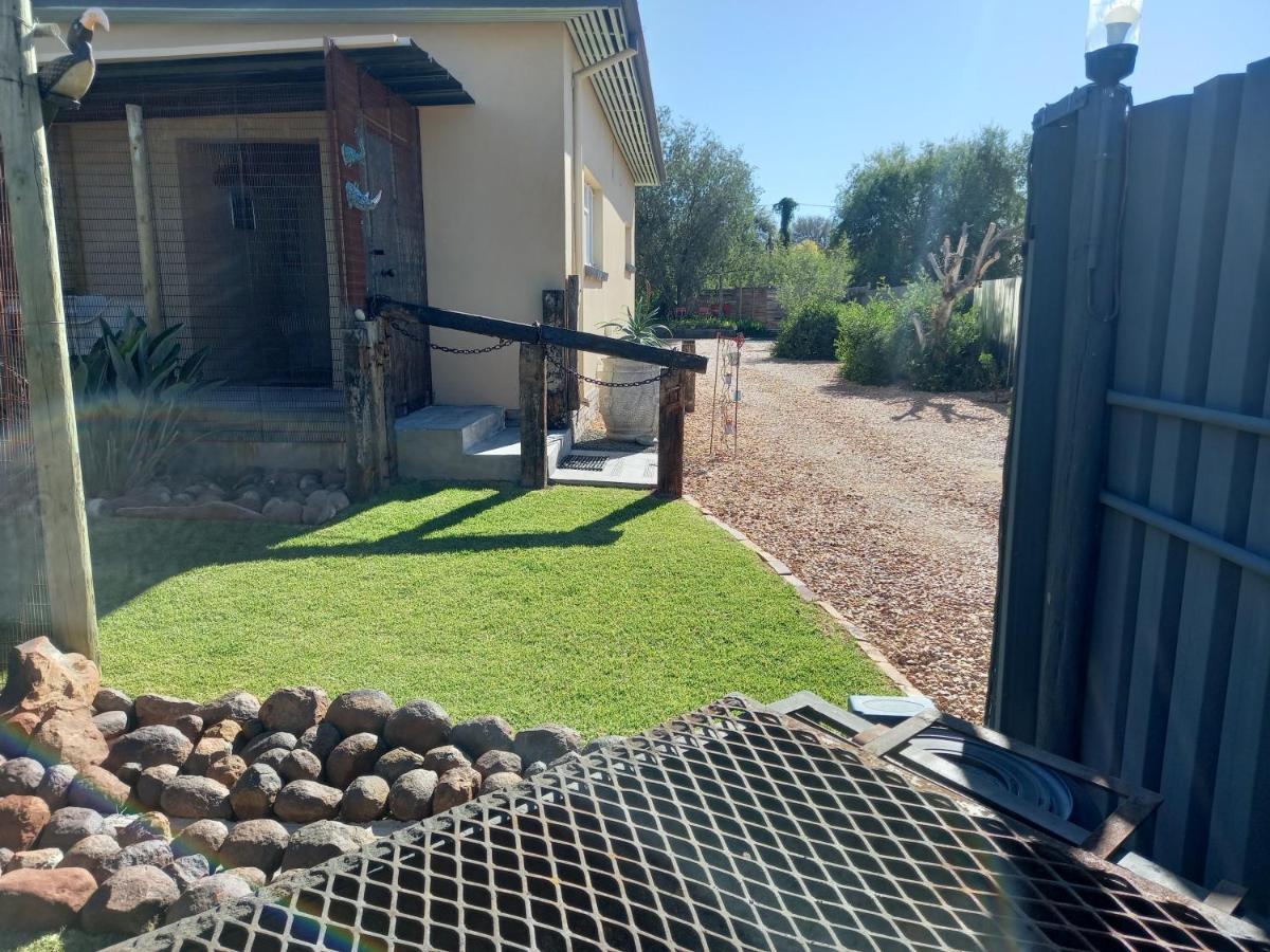 Mitat Guesthouse Beaufort West Eksteriør bilde